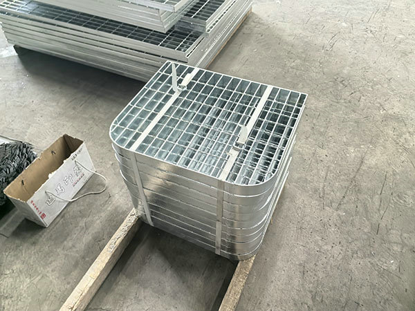 养鸡地网格栅图片1